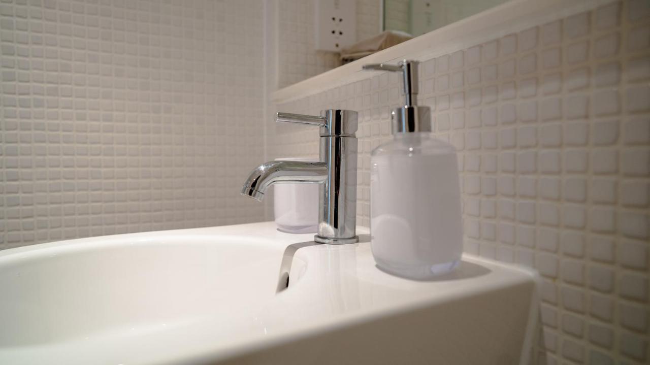 Comfy Spacious Apartment In Canary Wharf Лондон Экстерьер фото